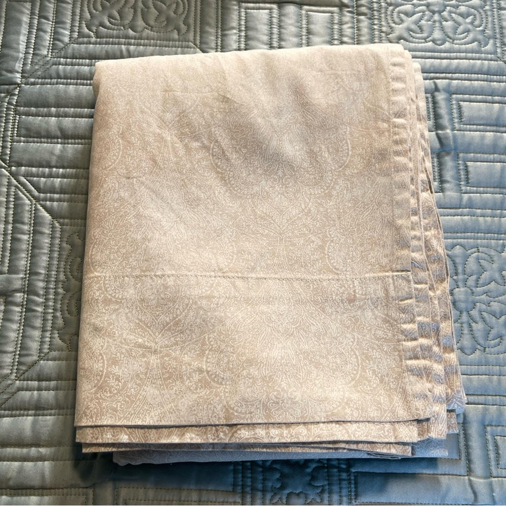 Raymond Waites 300 Threads Full Bed Sheets